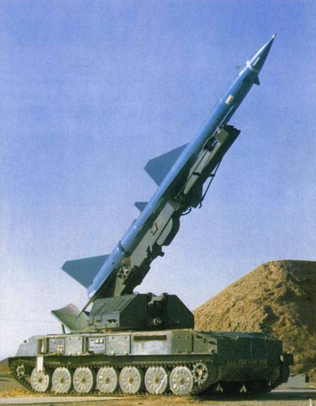 Ракета «Хуньцы-2В» для комплекса С-75 производства Китая.jpg