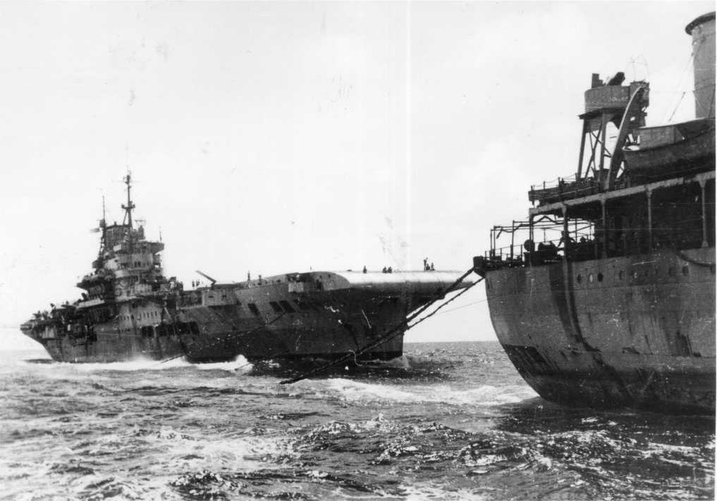 HMS Victorious - refueling - Pacific.jpg