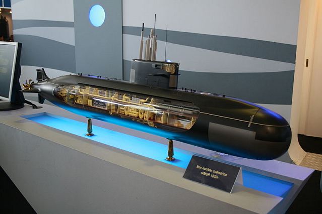 Amur-1650_submarine_Russia_Russian_naval_maritime_defence_industry_DefExpo_2012_defence_exhibition_India_001.jpg