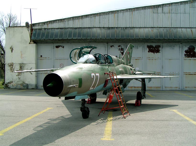 MiG-21UM.jpg