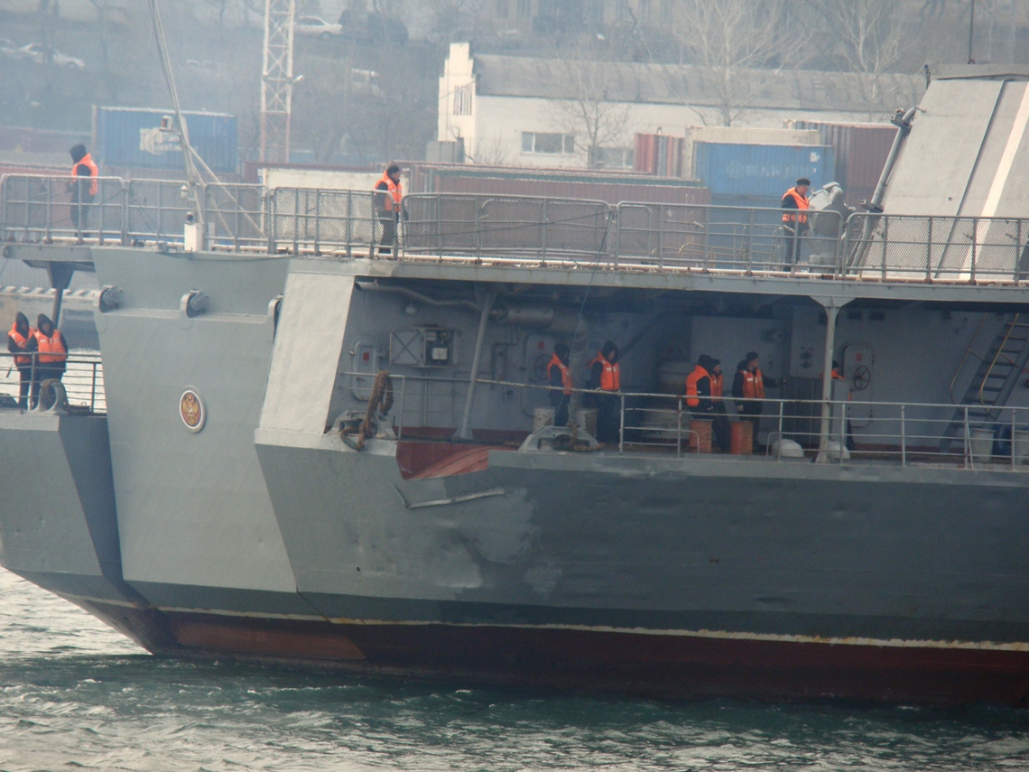 Адмирал Трибуц 15.04.2011 l.JPG